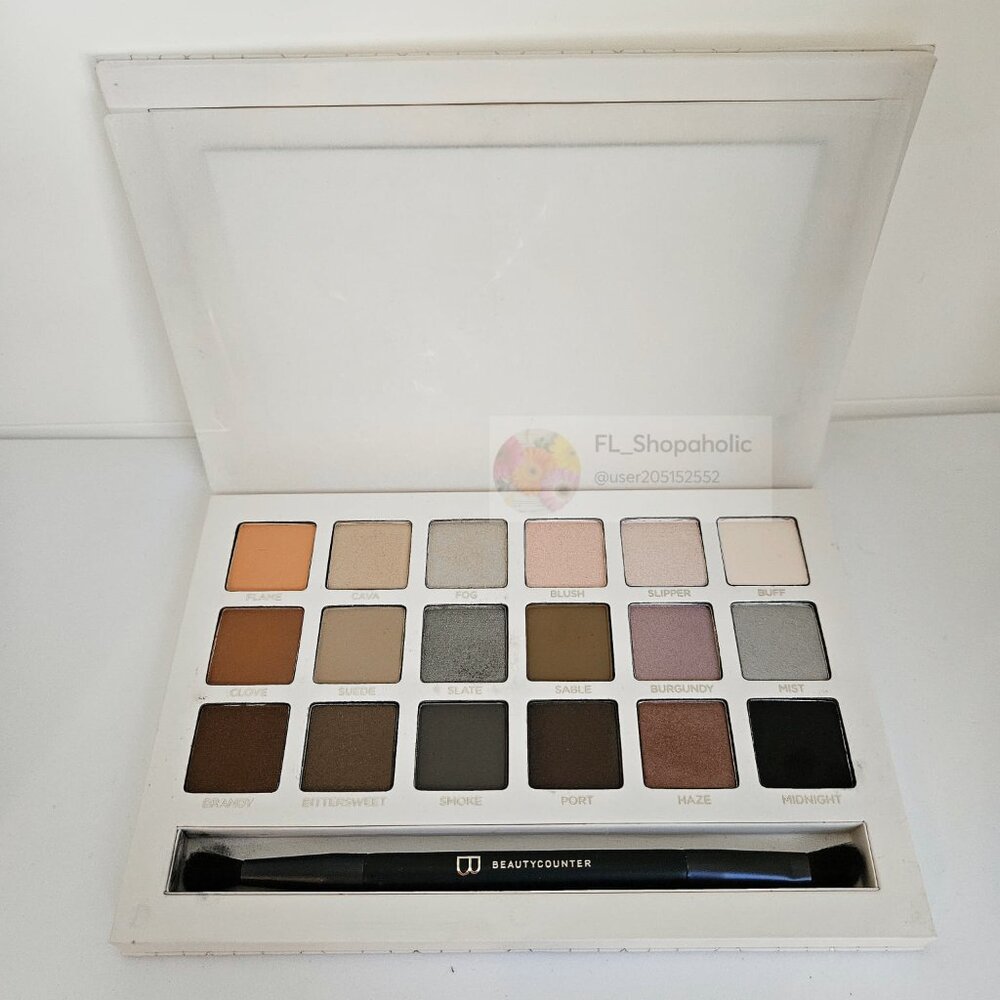 *Beautycounter* Limited Edition - Necessary Neutrals Eye-Shadow Palette - RARE!